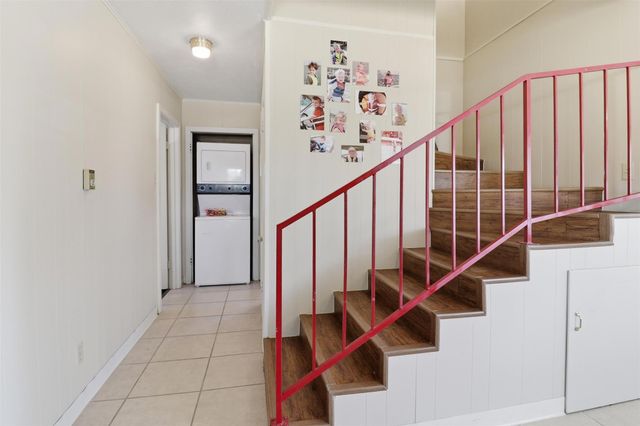 625 Deep Cove DR, Marble Falls, TX 78654