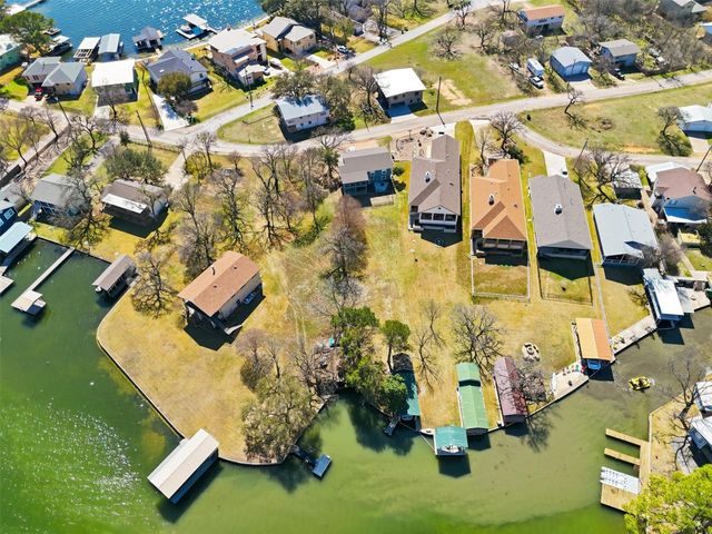 625 Deep Cove DR, Marble Falls, TX 78654