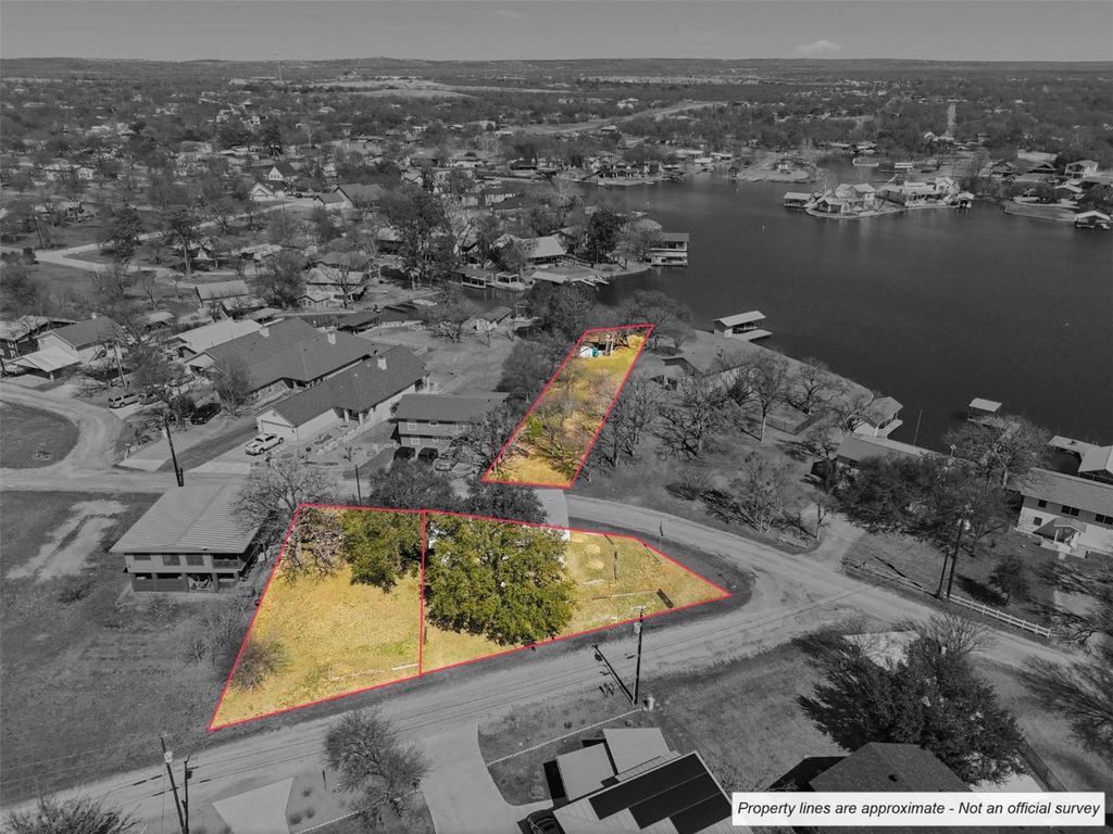 625 Deep Cove DR, Marble Falls, TX 78654