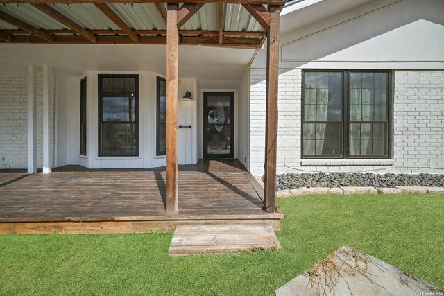 25 Poehnert, Boerne, TX 78006