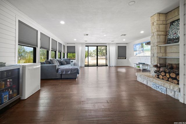 25 Poehnert, Boerne, TX 78006