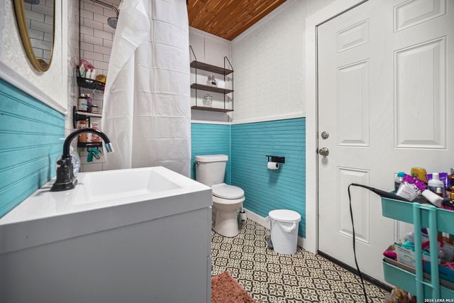 25 Poehnert, Boerne, TX 78006