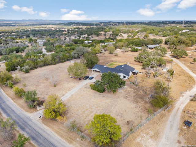 25 Poehnert, Boerne, TX 78006