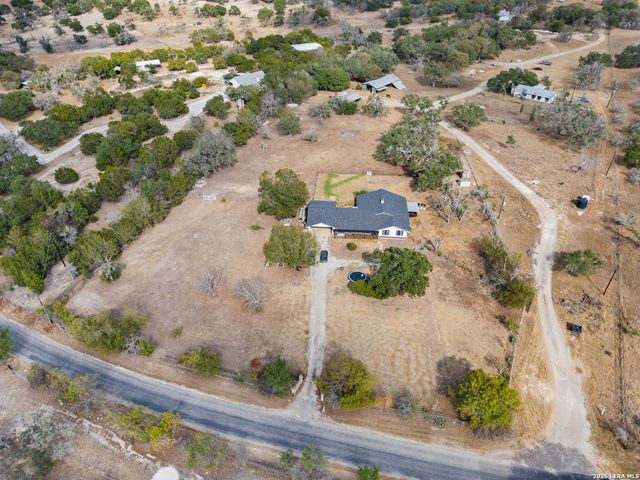 25 Poehnert, Boerne, TX 78006