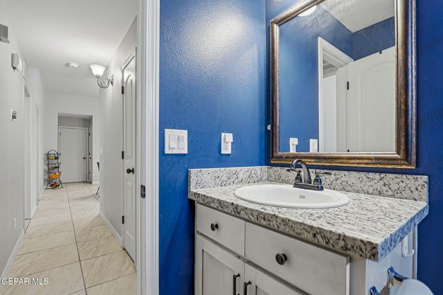 3853 LOMA BRISA Drive, El Paso, TX 79938