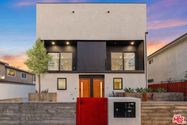 3820 Montclair Street, Los Angeles, CA 90018