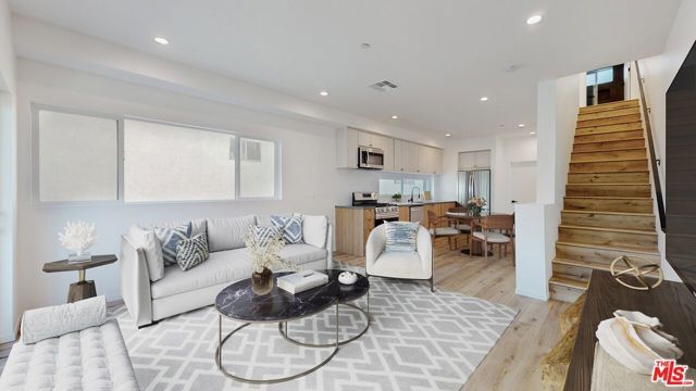 3820 Montclair Street, Los Angeles, CA 90018