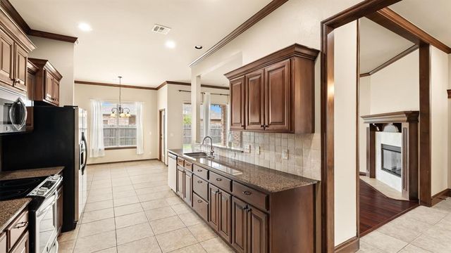 8801 NW 114th Circle, Oklahoma City, OK 73162