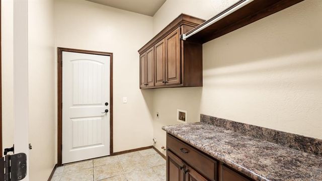 8801 NW 114th Circle, Oklahoma City, OK 73162