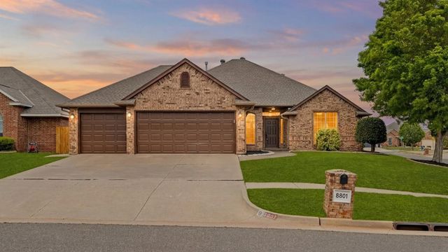8801 NW 114th Circle, Oklahoma City, OK 73162