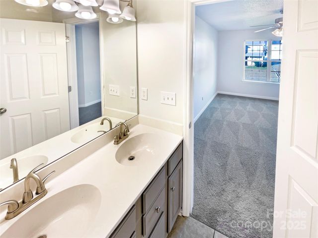 7839 Euler Way, Charlotte, NC 28214