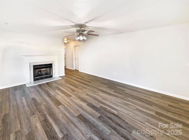 7839 Euler Way, Charlotte, NC 28214