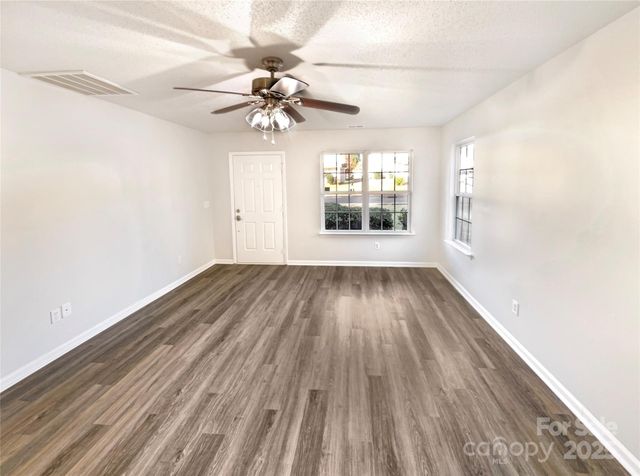 7839 Euler Way, Charlotte, NC 28214