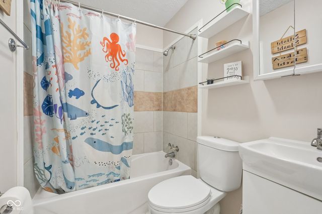 1113 Clifford Court, Lebanon, IN 46052