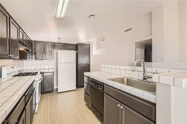 7390 Exotic Plum Avenue, Las Vegas, NV 89147