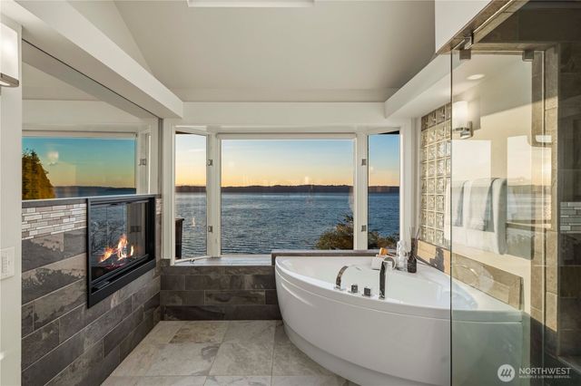 3626 SW Dash Point Road, Federal Way, WA 98023