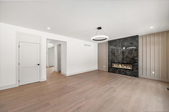 49585 White Mill Drive, Utica, MI 48317