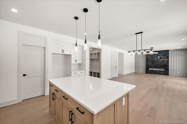 49585 White Mill Drive, Utica, MI 48317