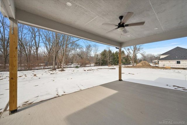 49585 White Mill Drive, Utica, MI 48317