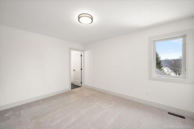 49585 White Mill Drive, Utica, MI 48317