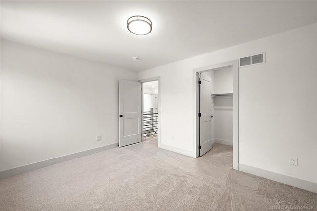 49585 White Mill Drive, Utica, MI 48317