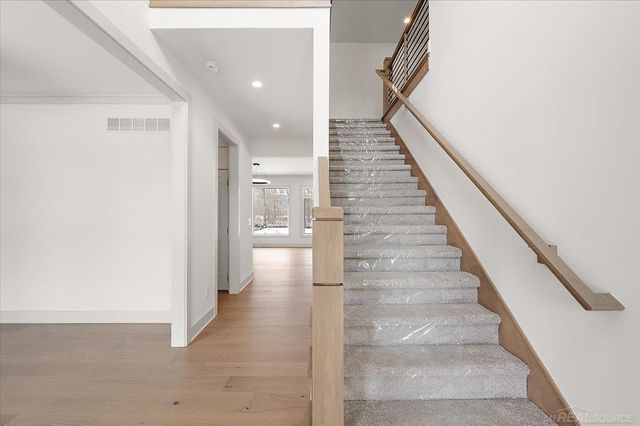 49585 White Mill Drive, Utica, MI 48317