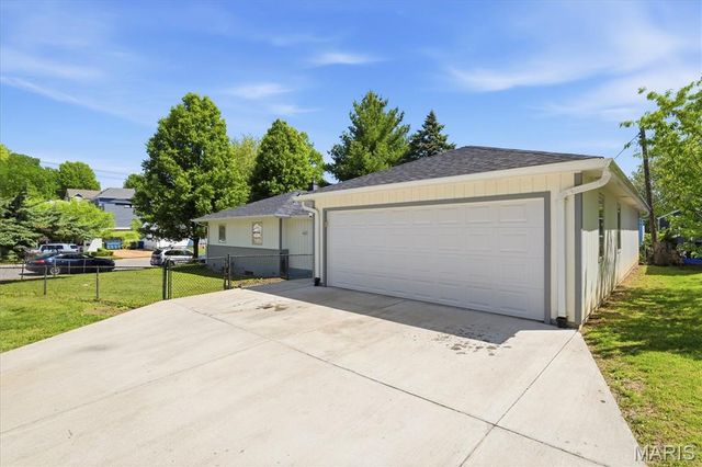 6648 Dale Avenue, St Louis, MO 63139