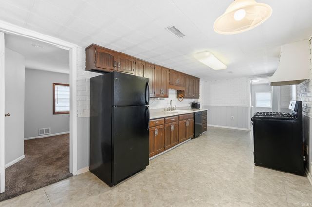 2701 Westward Drive, Fort Wayne, IN 46809