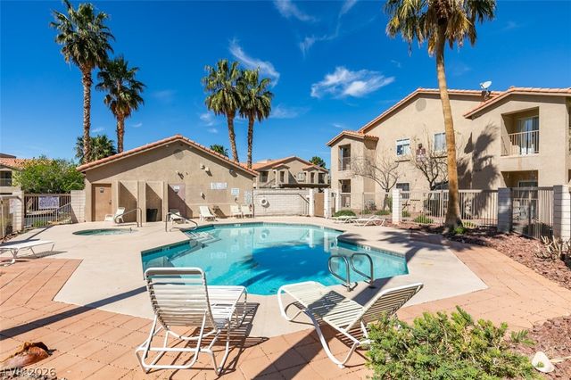 2110 Los Feliz Street 2030, Las Vegas, NV 89156