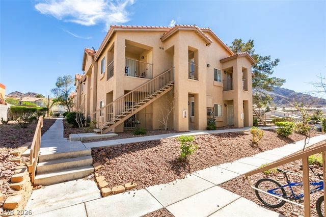 2110 Los Feliz Street 2030, Las Vegas, NV 89156