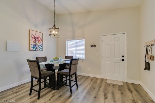 2110 Los Feliz Street 2030, Las Vegas, NV 89156