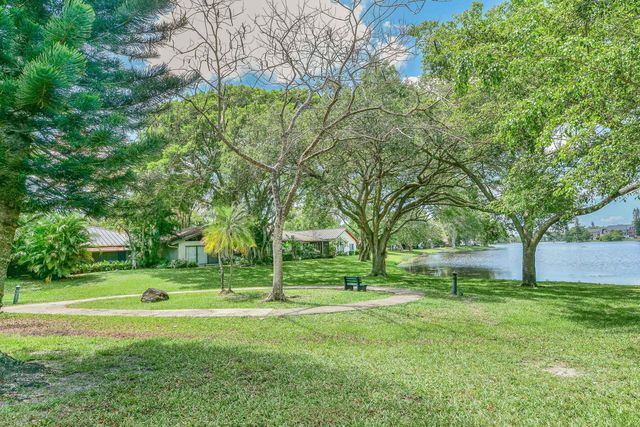 3425 Lime Hill Road 169, Lauderhill, FL 33319