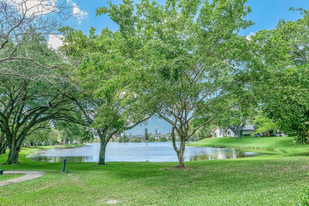 3425 Lime Hill Road 169, Lauderhill, FL 33319