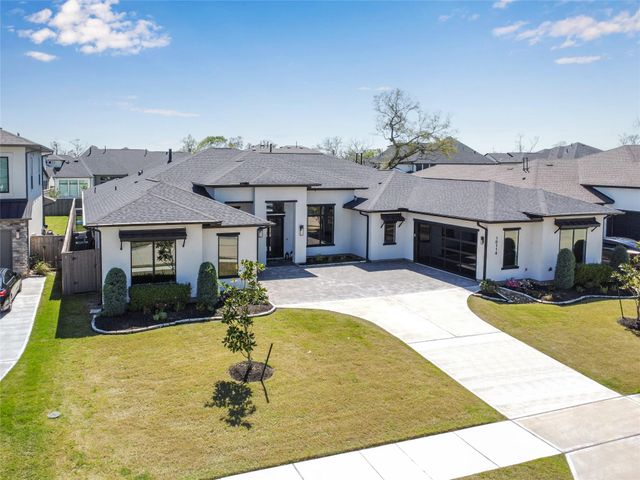 10114 Mariner Oaks Drive, Missouri City, TX 77459