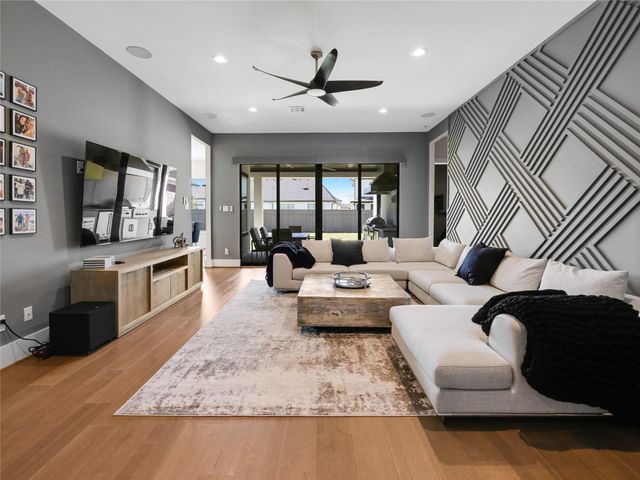 10114 Mariner Oaks Drive, Missouri City, TX 77459
