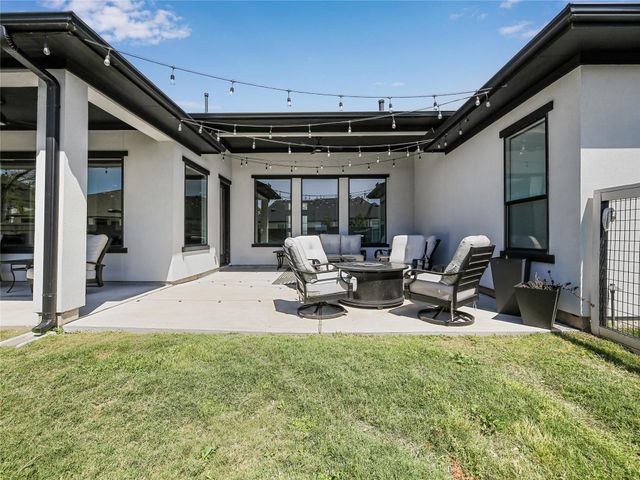 10114 Mariner Oaks Drive, Missouri City, TX 77459