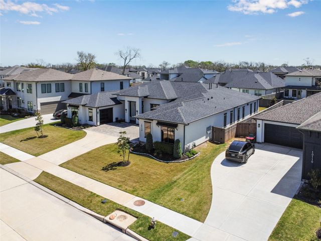 10114 Mariner Oaks Drive, Missouri City, TX 77459