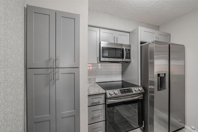 941 Turtle Cove 129, Irving, TX 75060