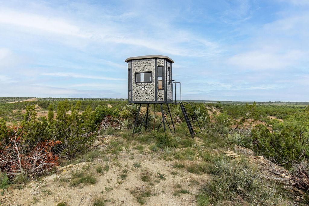 Image 11 of property listing at 3400 Fm765, Brady, TX 76825