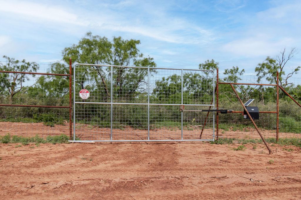 Image 26 of property listing at 3400 Fm765, Brady, TX 76825