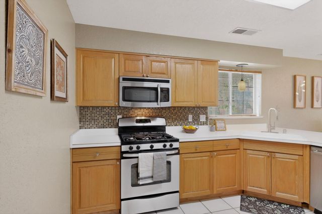 3081 La Mirage Court SE, Rio Rancho, NM 87124