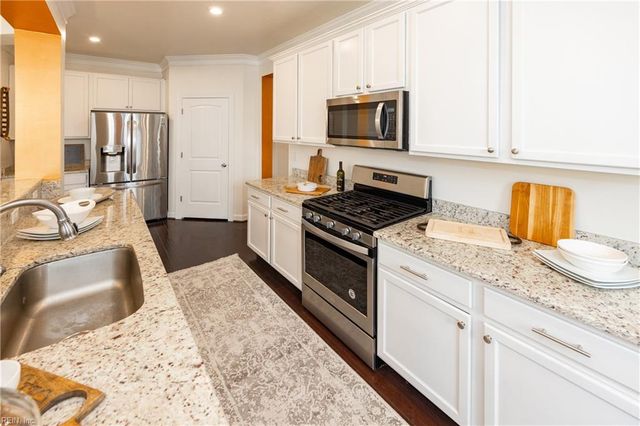 830 24th ST, Virginia Beach, VA 23451
