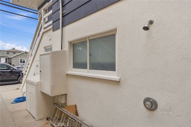 5577 E Ocean, Long Beach, CA 90803
