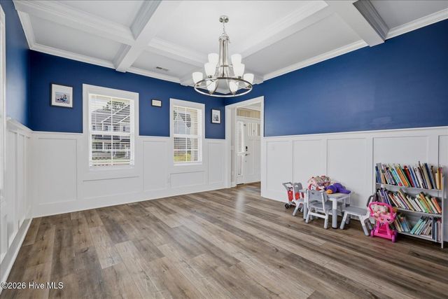 504 Aurora Place, Hampstead, NC 28443