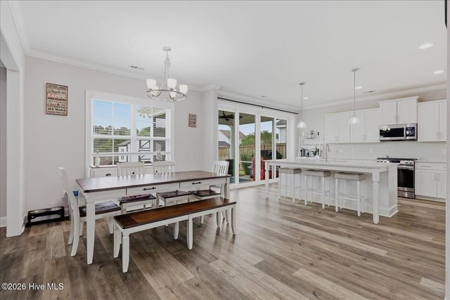 504 Aurora Place, Hampstead, NC 28443