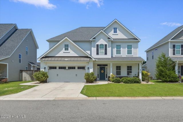 504 Aurora Place, Hampstead, NC 28443