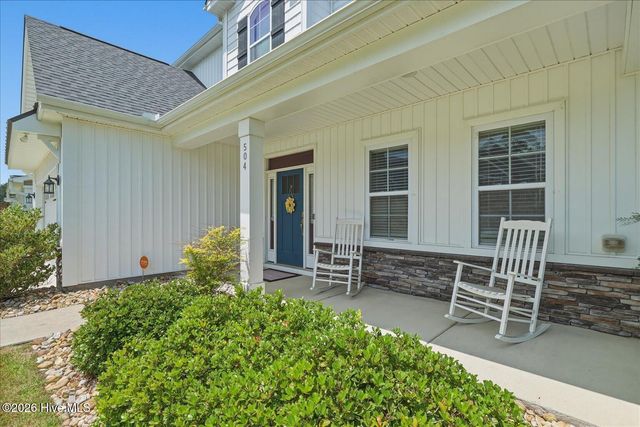 504 Aurora Place, Hampstead, NC 28443