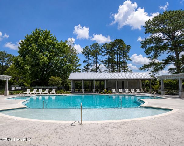 504 Aurora Place, Hampstead, NC 28443