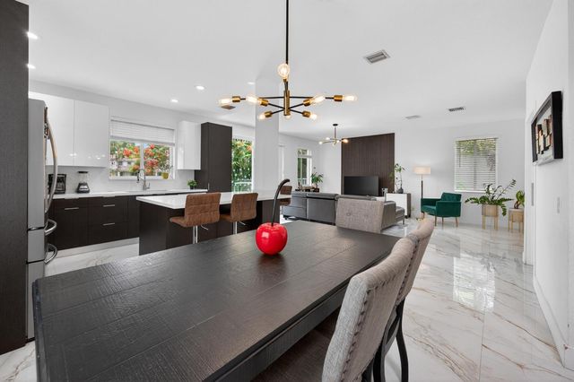 1374 Canary Island Drive, Weston, FL 33327