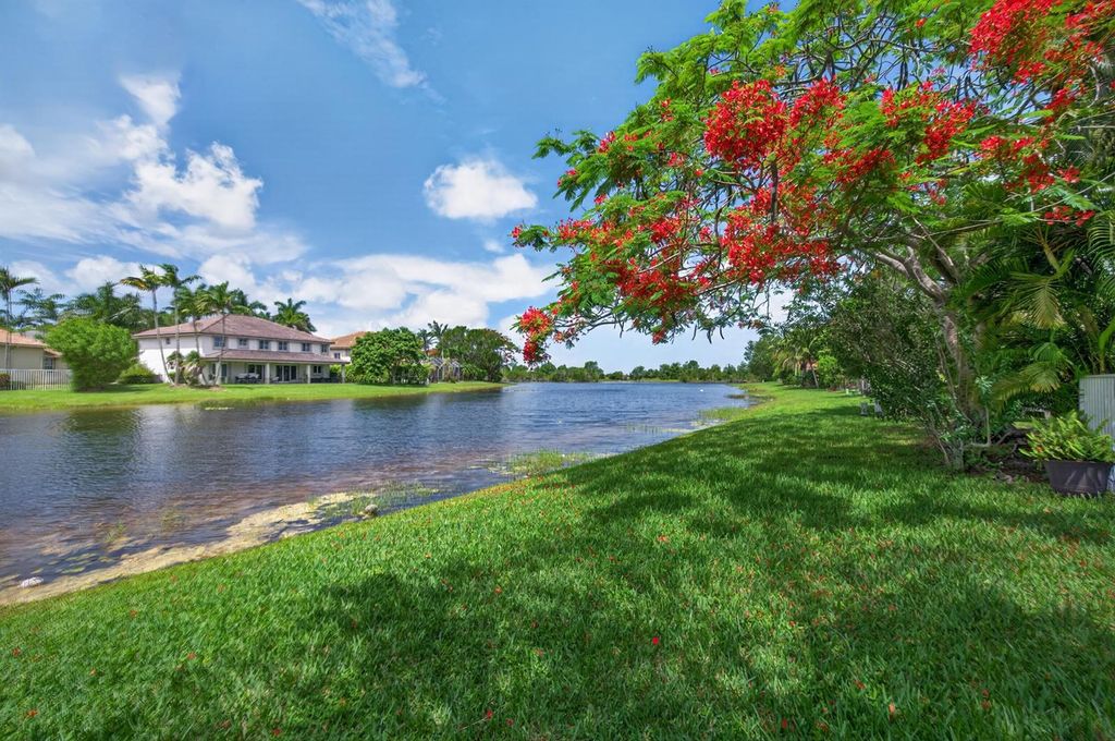 1374 Canary Island Drive, Weston, FL 33327